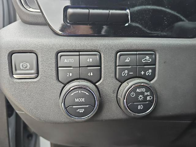 Used 2024 Chevrolet Silverado 1500 ZR2 w/ Technology Package AWD/4WD image 15