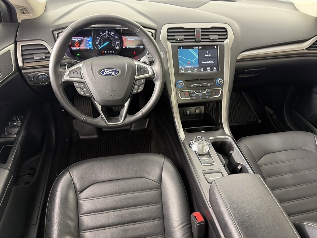 Certified 2018 Ford Fusion SE w/ Fusion SE Technology Package image 14