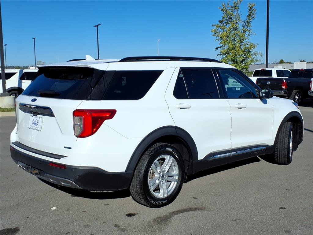 Certified 2020 Ford Explorer XLT w/ Equipment Group 202A image 5
