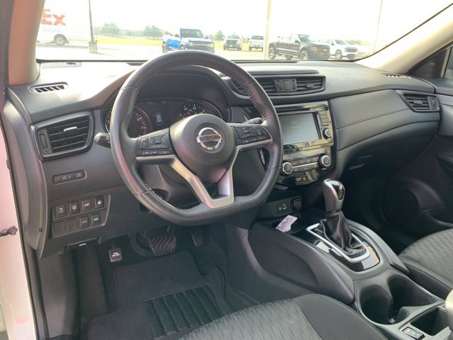 Used 2019 Nissan Rogue SV image 10
