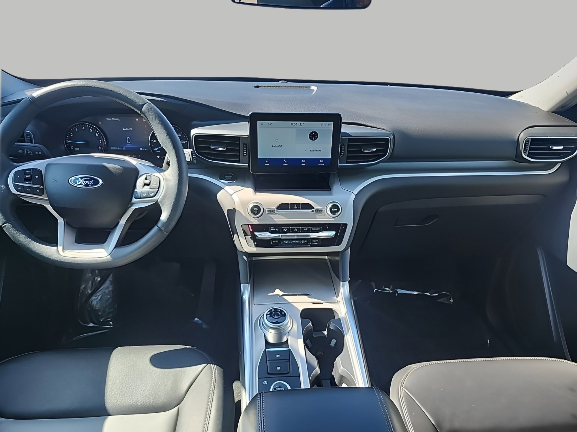 Certified 2023 Ford Explorer XLT w/ Equipment Group 202A image 18