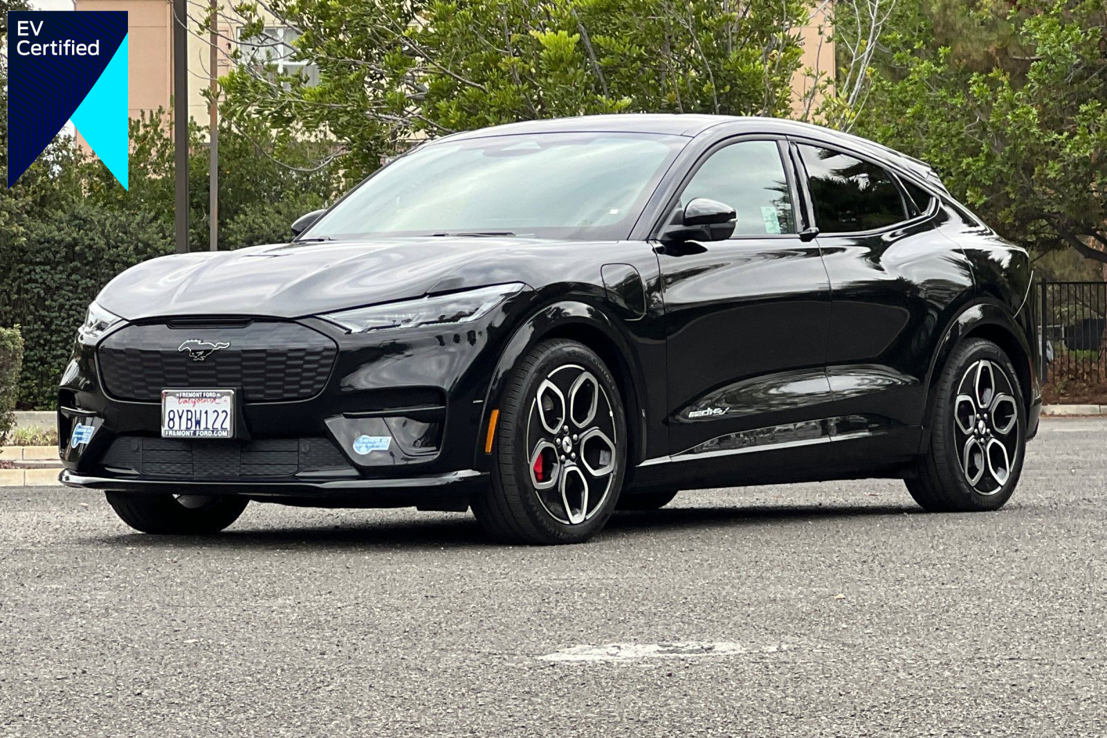 Certified 2021 Ford Mustang Mach-E GT image 1