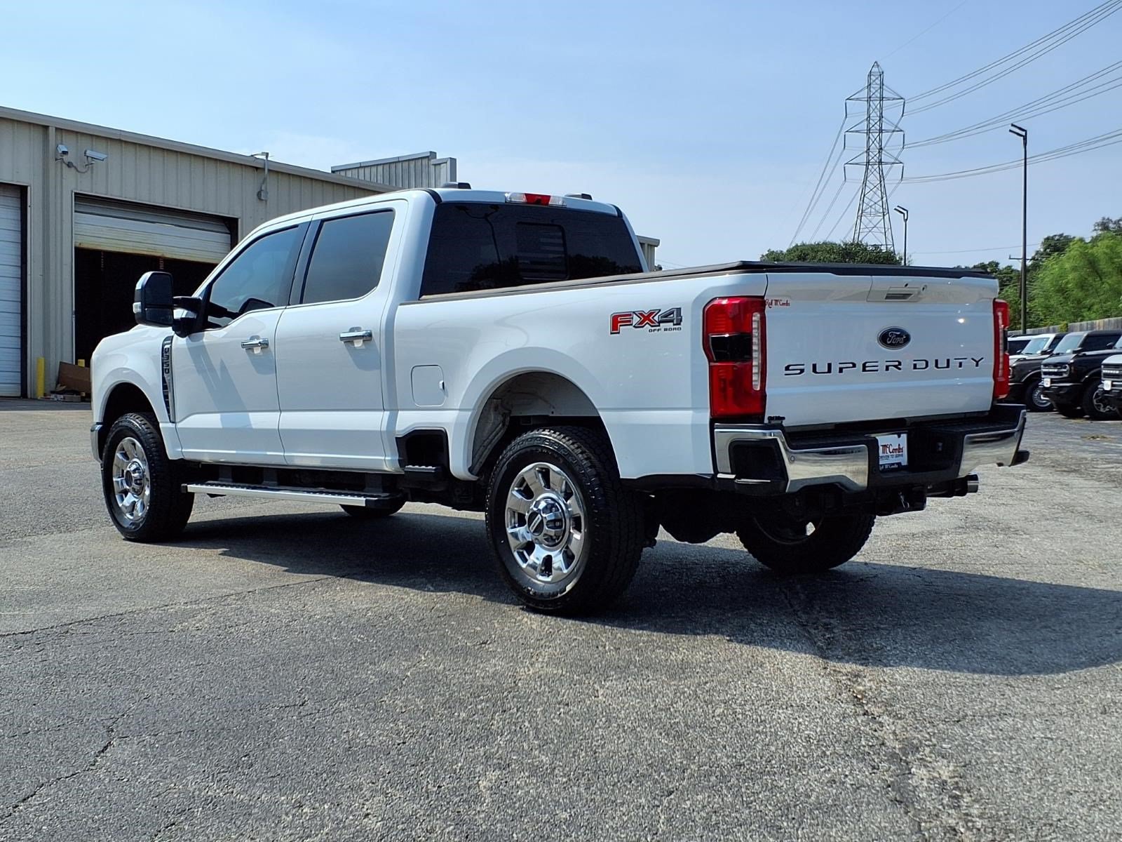 Certified 2025 Ford F350 Lariat w/ Chrome Package AWD/4WD image 8
