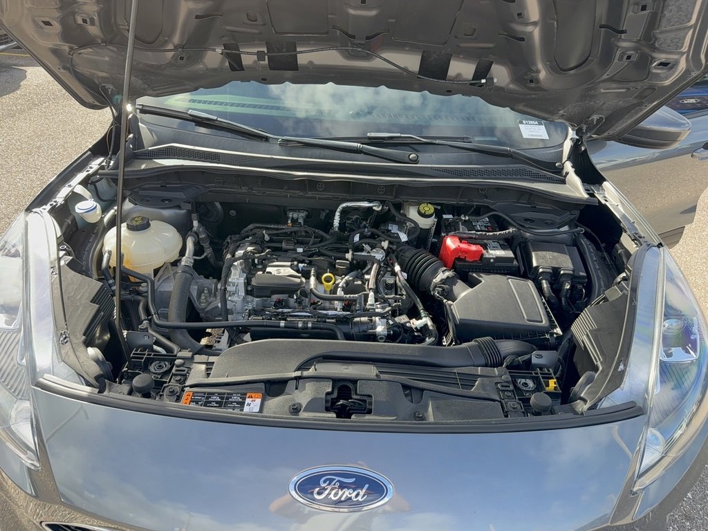 Certified 2022 Ford Escape SEL image 38