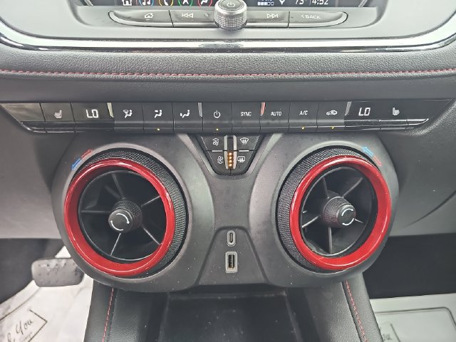 Used 2019 Chevrolet Blazer RS w/ LPO, Floor Liner Package FWD image 29