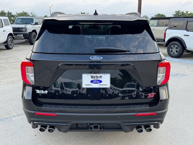 Certified 2024 Ford Explorer ST w/ Equipment Group 401A AWD/4WD image 9