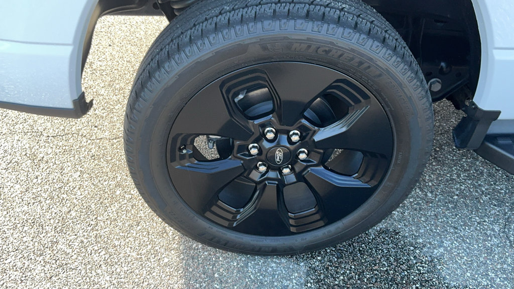 Certified 2025 Ford F150 Lightning Platinum AWD/4WD image 11