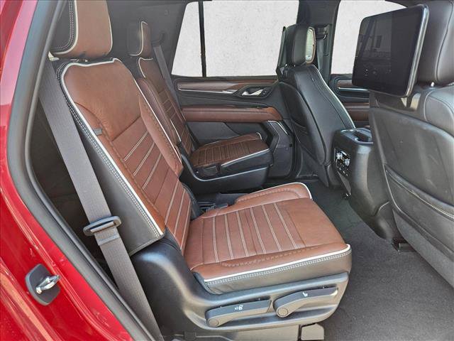 Used 2023 GMC Yukon Denali Ultimate AWD/4WD image 23