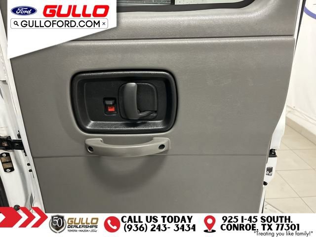 Used 2023 Chevrolet Express 3500 LS RWD image 17