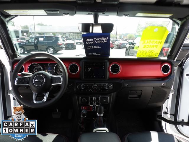 Used 2023 Jeep Gladiator Rubicon w/ Cold Weather Group image 18