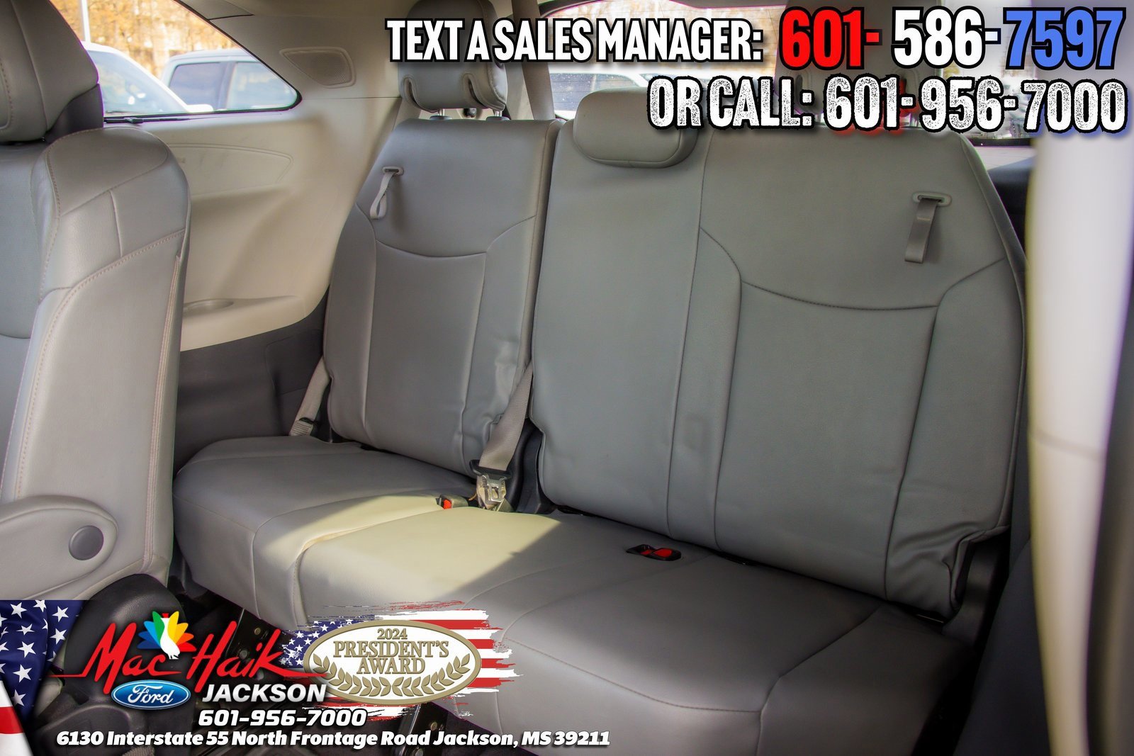 Used 2022 Toyota Sienna Limited image 11