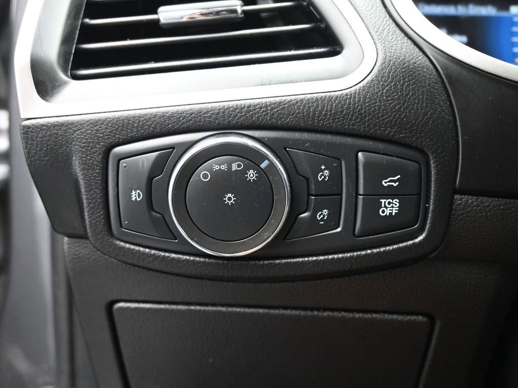 Certified 2021 Ford Edge SEL w/ Convenience Package image 14