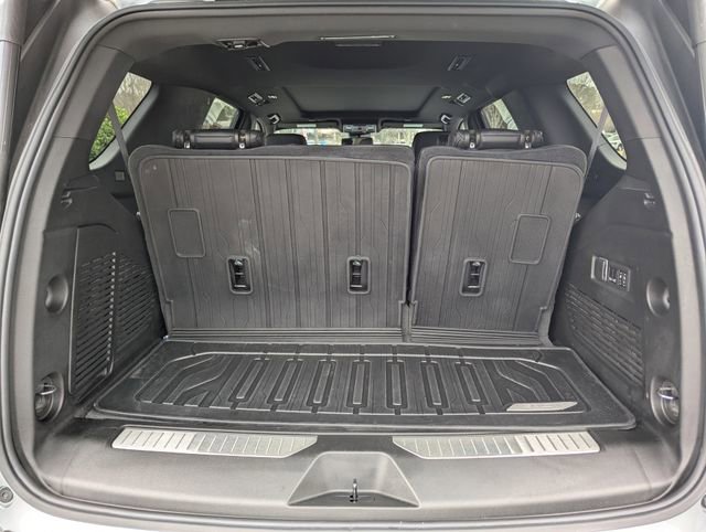 Used 2023 GMC Yukon Denali image 9