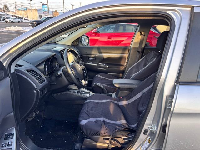 Used 2020 Mitsubishi Outlander Sport ES image 7