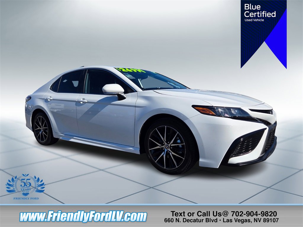 Used 2024 Toyota Camry SE