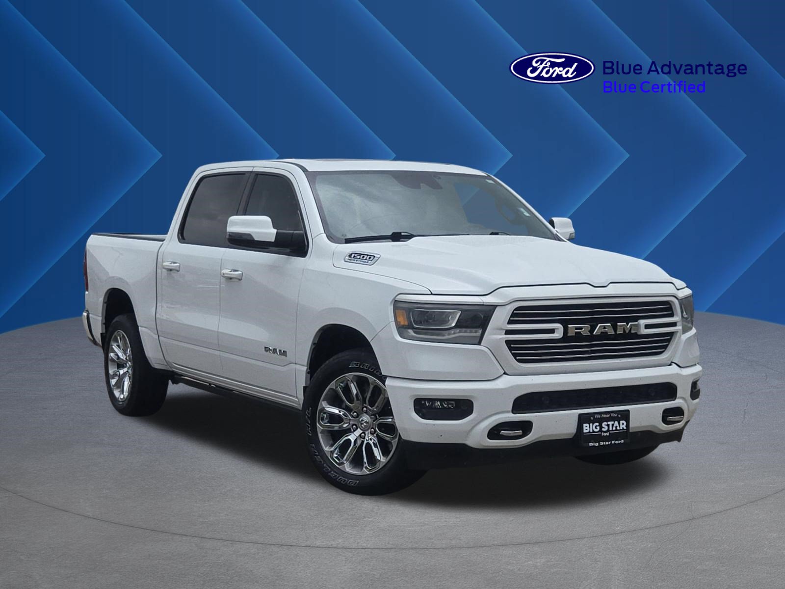 Used 2023 RAM 1500 Laramie AWD/4WD image 1