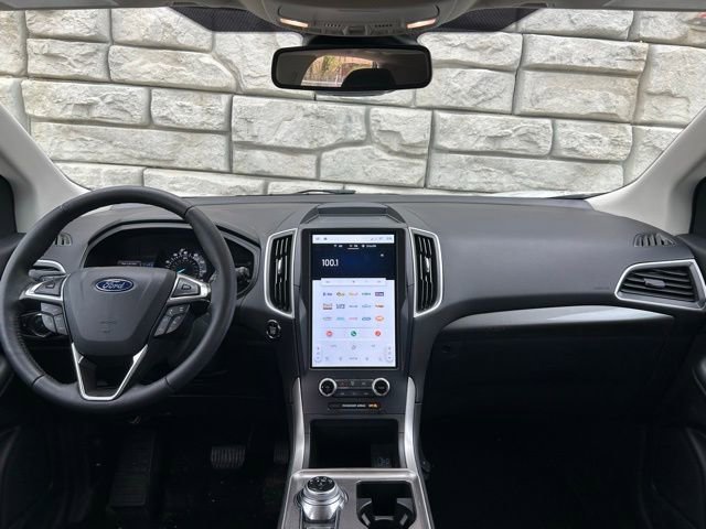 Certified 2024 Ford Edge SEL w/ Convenience Package AWD/4WD image 10