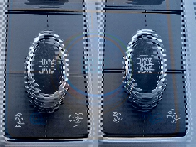 Certified 2022 Ford Explorer Limited w/ Equipment Group 301A image 7