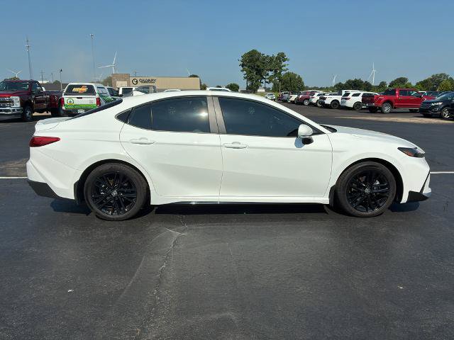 Used 2026 Toyota Camry SE w/ Convenience Package FWD image 4