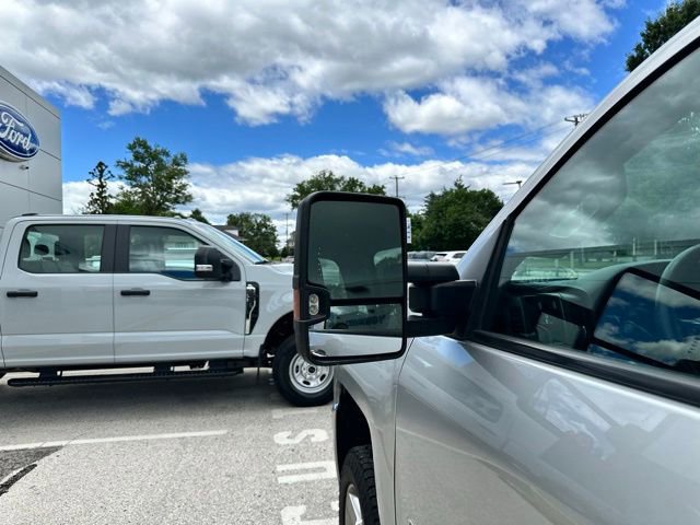 Used 2019 Chevrolet Silverado 2500 W/T w/ Snow Plow Prep Package AWD/4WD image 29