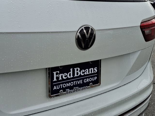Used 2022 Volkswagen Tiguan SEL R-Line image 33
