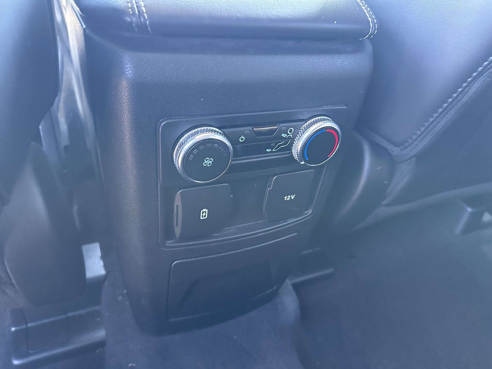 Certified 2022 Ford Explorer XLT w/ Equipment Group 202A AWD/4WD image 13