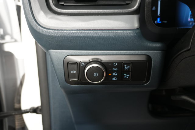 Certified 2025 Ford Maverick Lobo AWD/4WD image 19