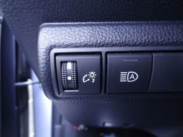 Used 2022 Toyota Corolla SE FWD image 14