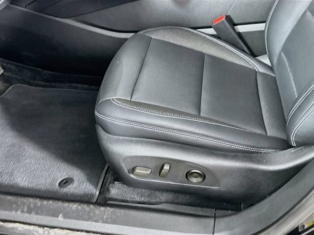 Used 2024 Chevrolet Blazer EV LT AWD/4WD image 28