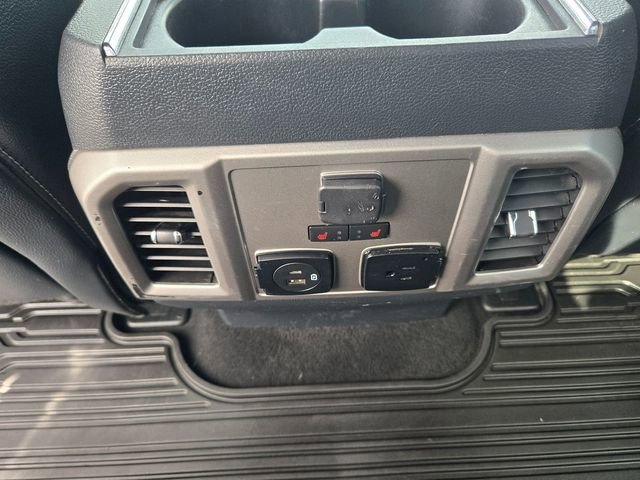Certified 2022 Ford F450 Lariat w/ Lariat Ultimate Package AWD/4WD image 10