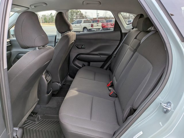 Used 2025 Hyundai Kona SEL image 28