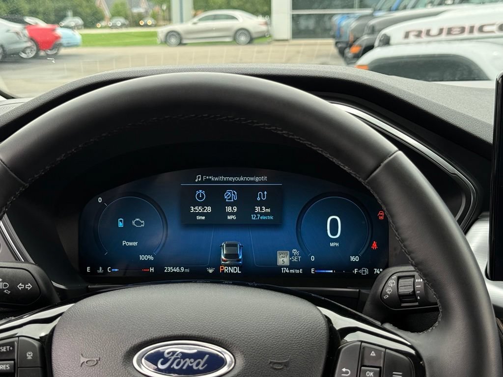 Certified 2025 Ford Escape Platinum AWD/4WD image 8