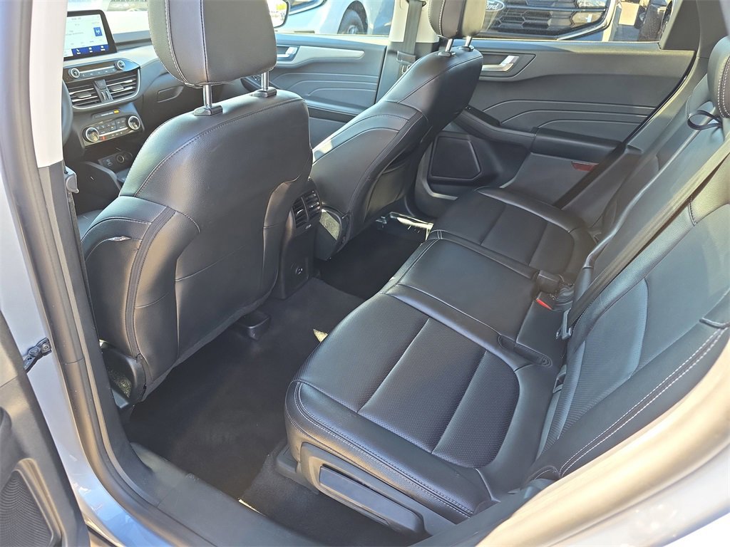 Certified 2022 Ford Escape SEL image 31