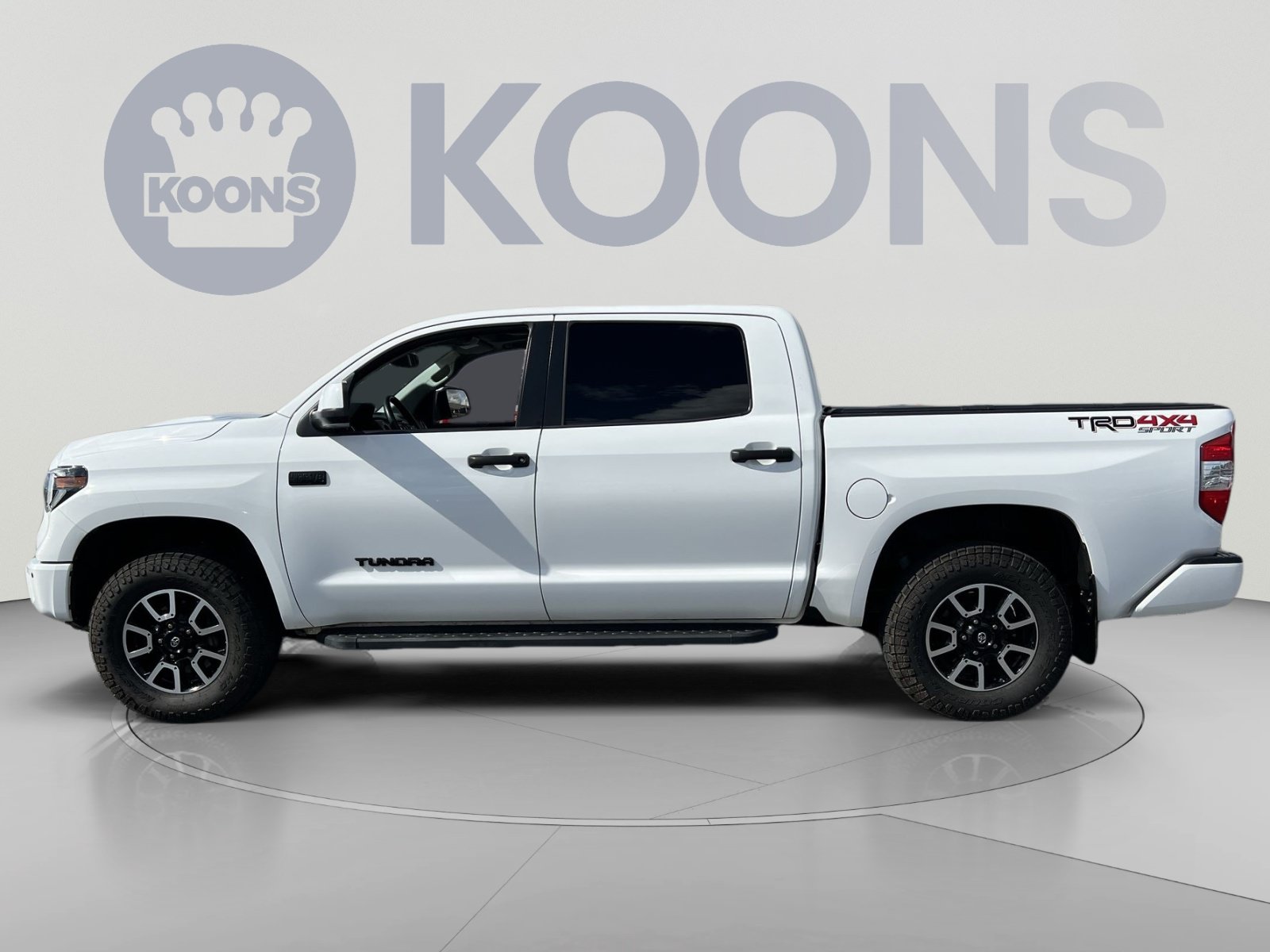 Used 2019 Toyota Tundra SR5 AWD/4WD image 2