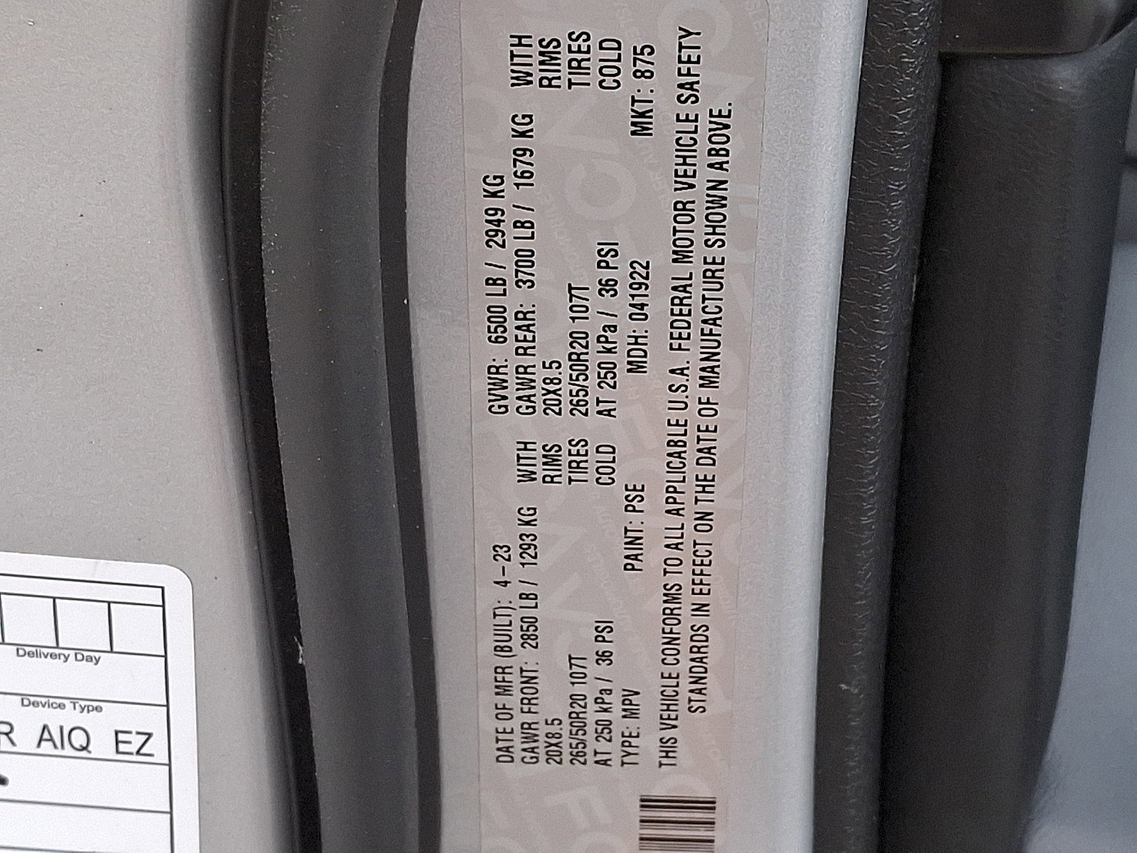 Used 2023 Jeep Grand Cherokee L Laredo image 26