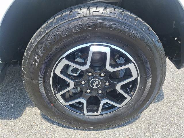 Certified 2025 Ford Bronco Outer Banks AWD/4WD image 8