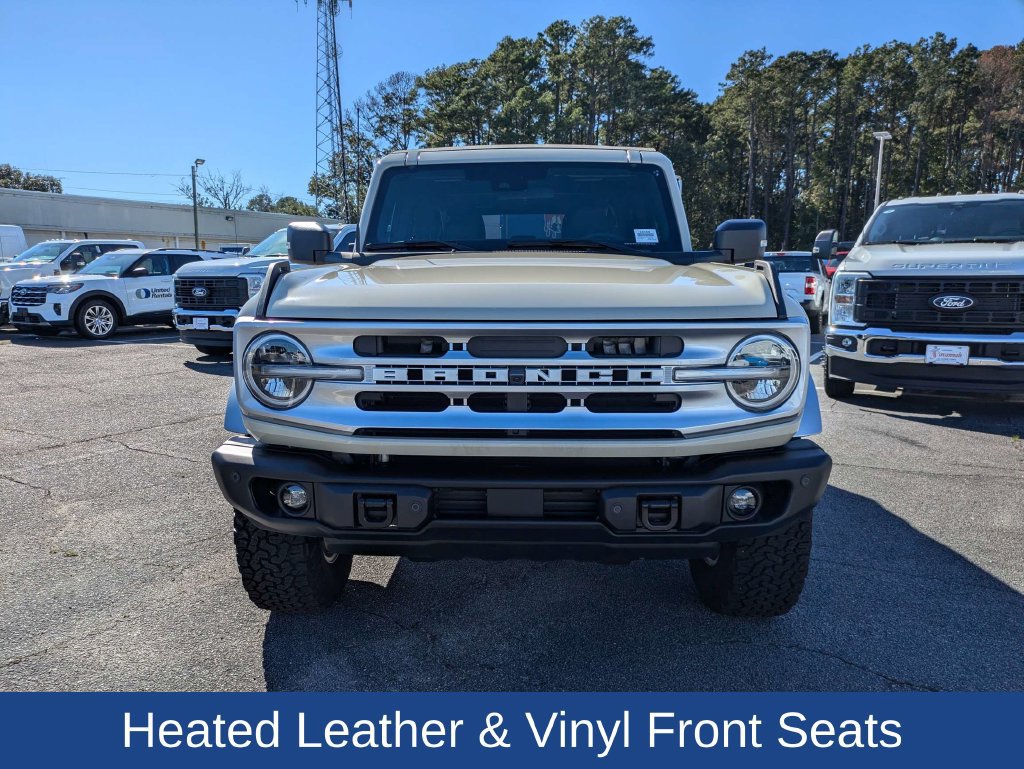 Certified 2025 Ford Bronco Badlands AWD/4WD image 9