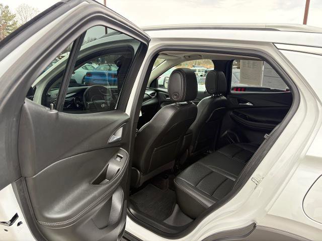 Used 2020 Buick Encore GX Essence w/ Experience Buick Package image 22