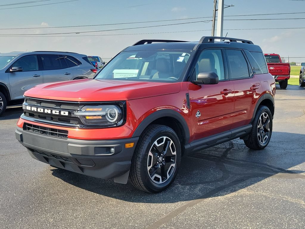 Certified 2023 Ford Bronco Sport Outer Banks w/ Tech Package AWD/4WD image 8