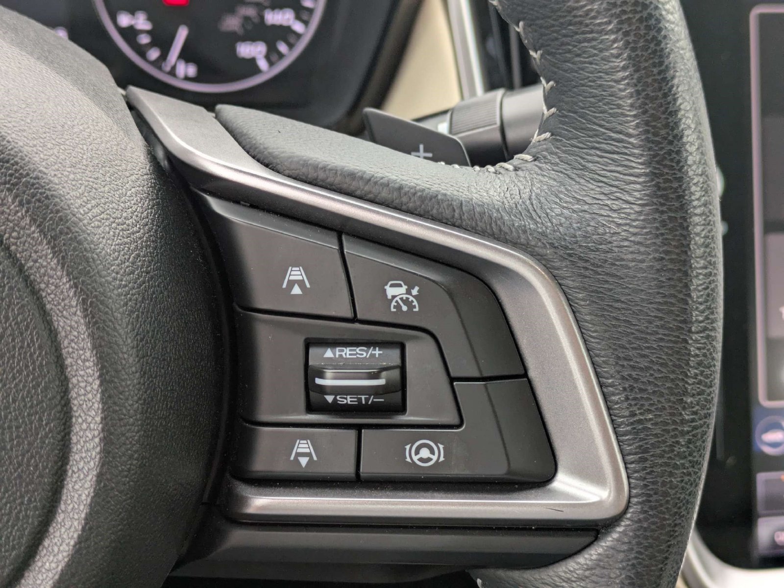 Used 2020 Subaru Legacy Premium AWD/4WD image 27