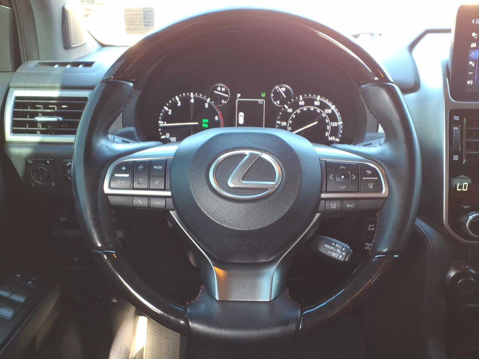 Used 2023 Lexus GX 460 Premium w/ Accessory Package AWD/4WD image 21