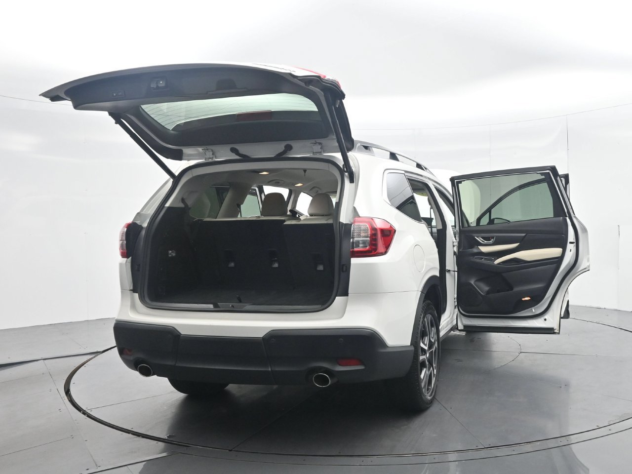 Used 2023 Subaru Ascent Limited AWD/4WD image 48
