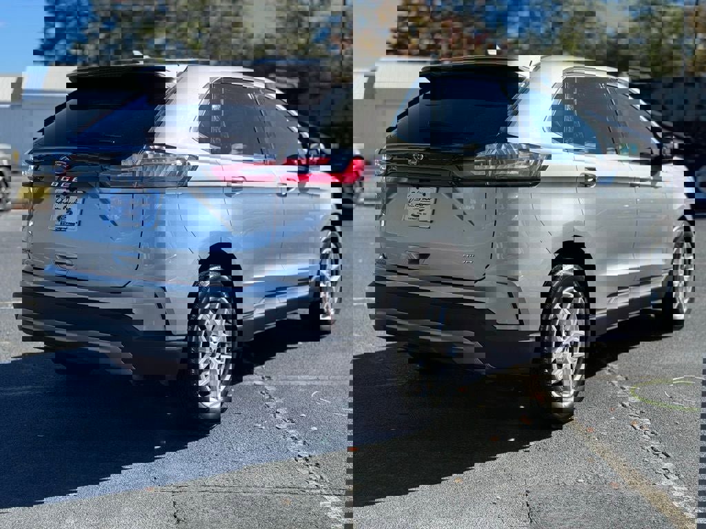 Certified 2023 Ford Edge SEL w/ Convenience Package image 9
