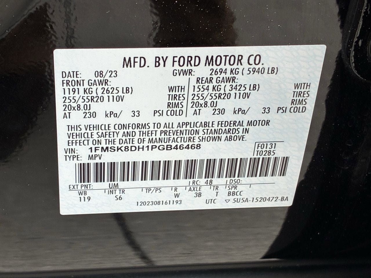 Certified 2023 Ford Explorer XLT w/ Equipment Group 202A AWD/4WD image 32