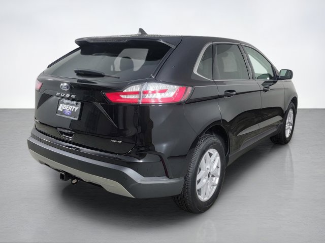 Certified 2024 Ford Edge SEL AWD/4WD image 3