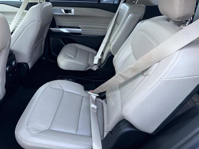 Certified 2021 Ford Explorer Limited w/ Equipment Group 301A image 16