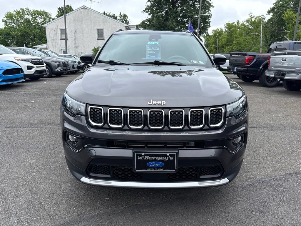 Used 2024 Jeep Compass Limited w/ Sun and Sound Group AWD/4WD image 2