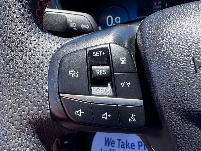 Certified 2023 Ford Escape ST-Line Elite w/ Premium Technology Package AWD/4WD image 19