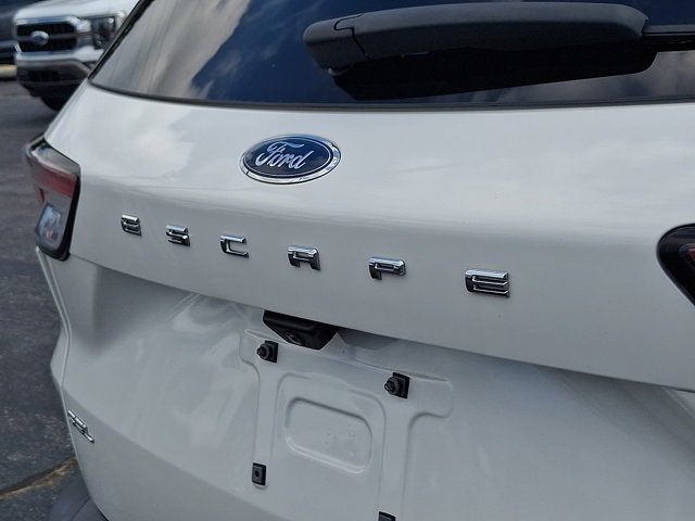 Certified 2020 Ford Escape SEL FWD image 30
