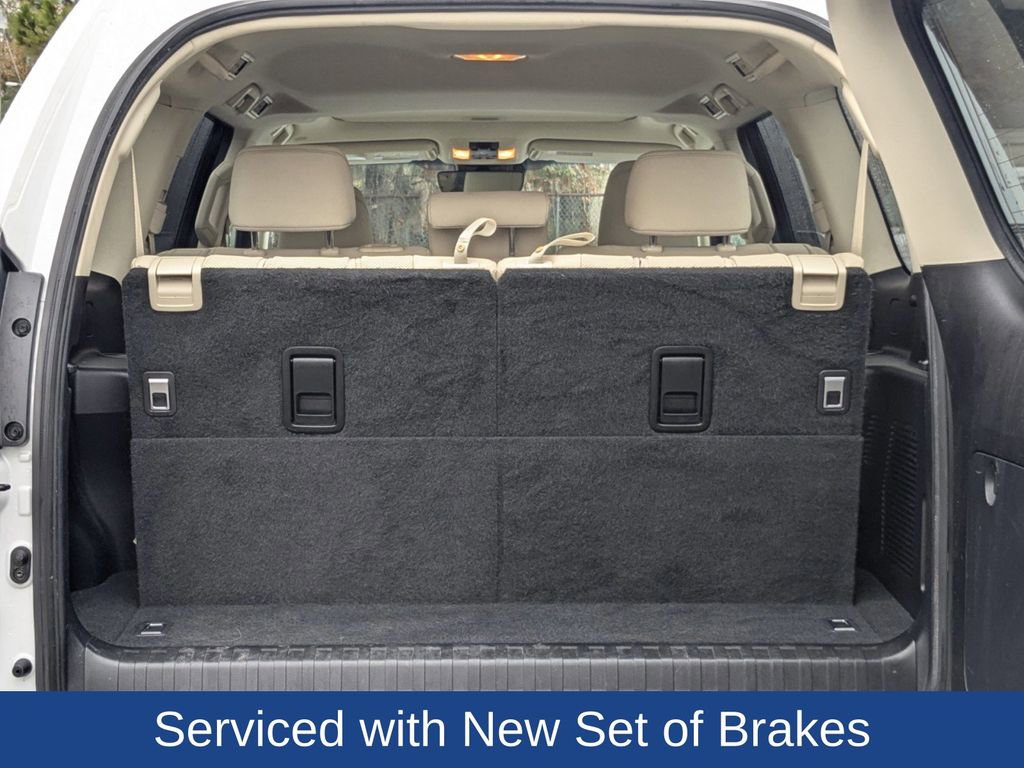 Used 2020 Lexus GX 460 Premium image 14